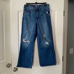 Old navy distressed wide leg jeans